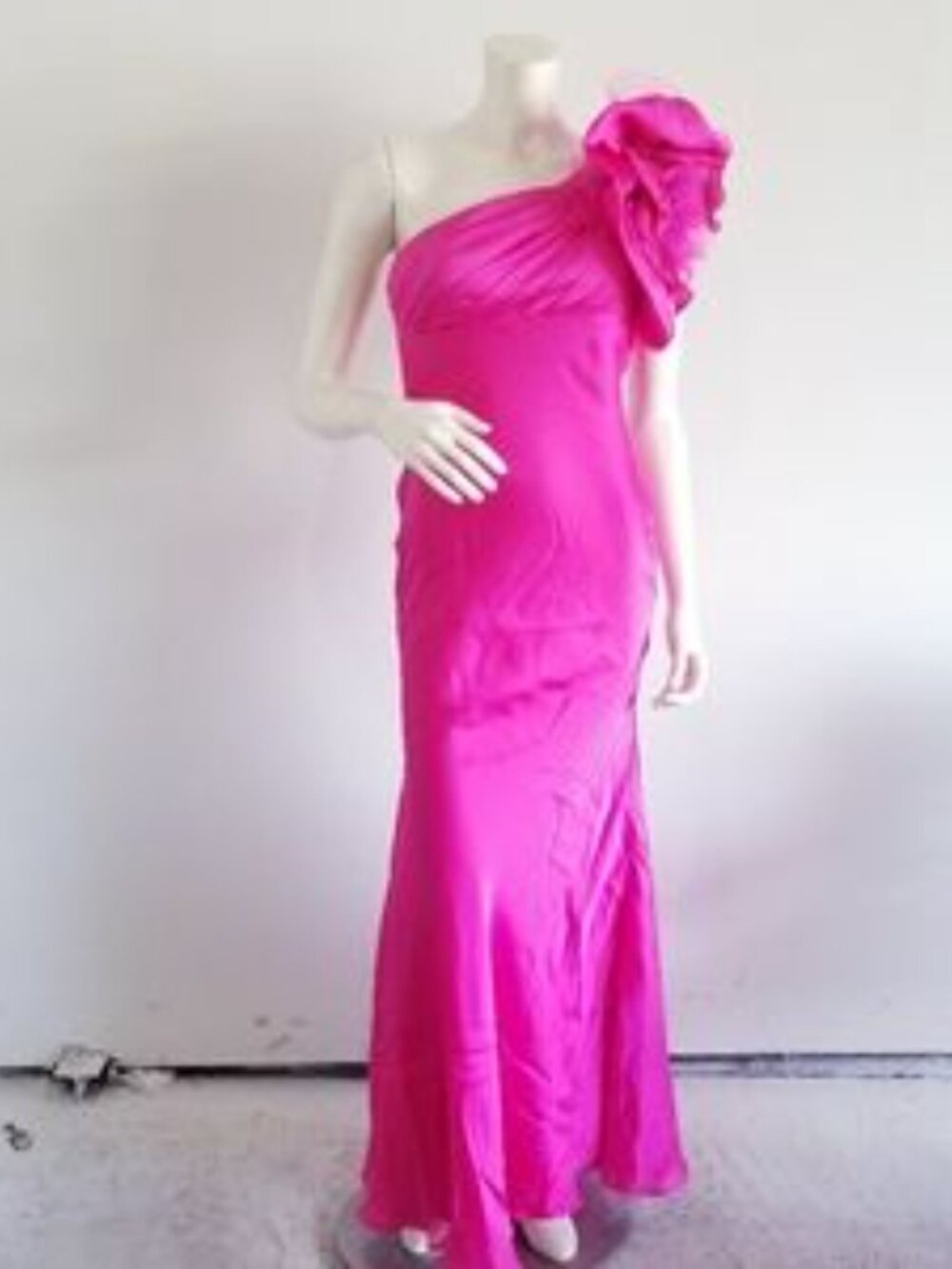 Fuscia Pink Niki Nika Kapoor Evening Gown w/Side Flower, Size: 6, NWOT